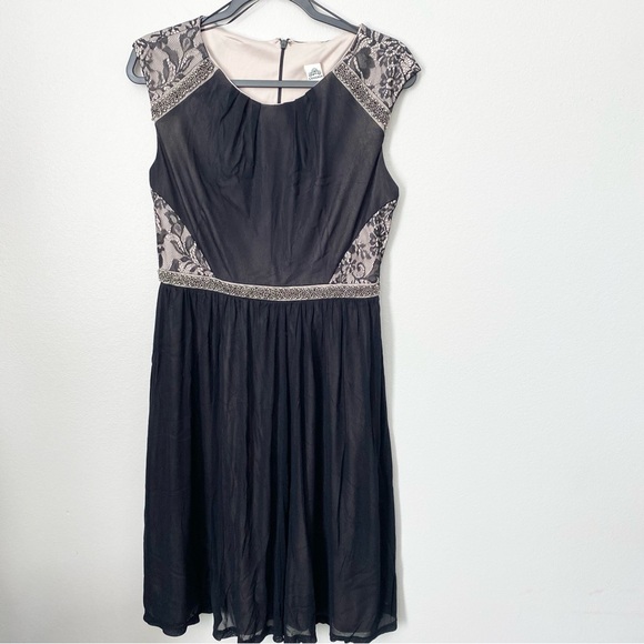 Sangria Black Lace Beaded Semi Formal Dress - Picture 1 of 9
